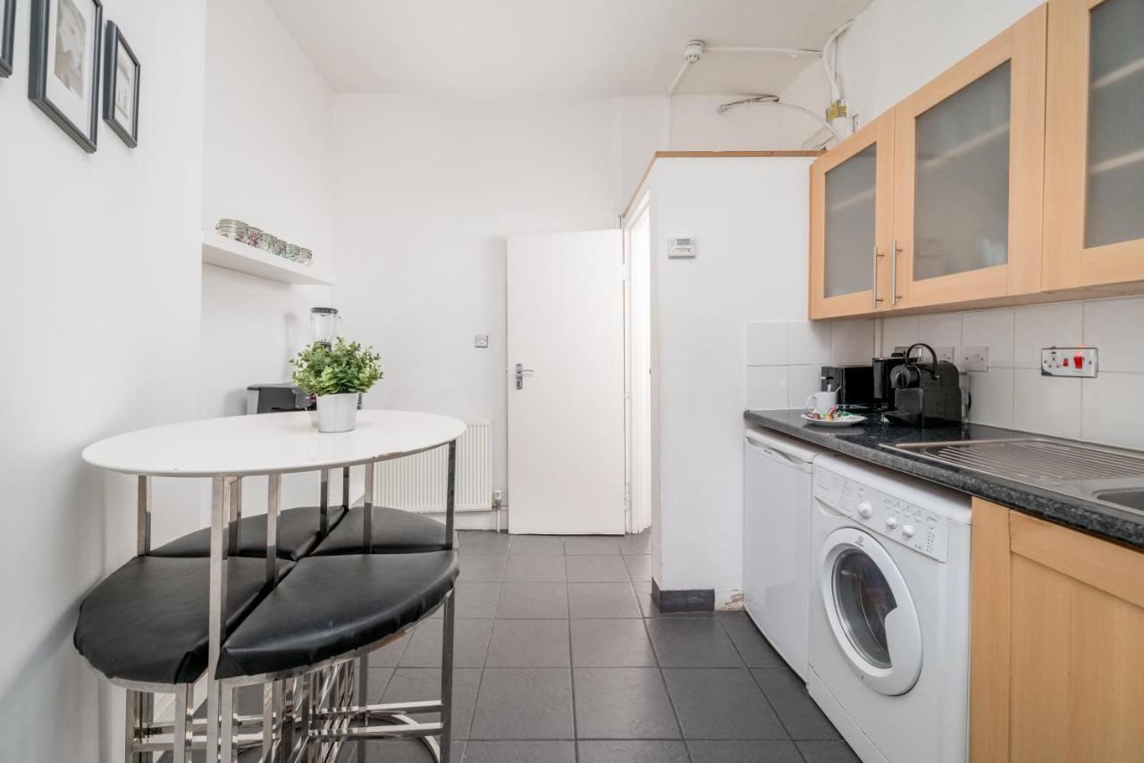 Soho Apartment Sleeps 4, Covent Garden & Leicester Square London Exterior photo